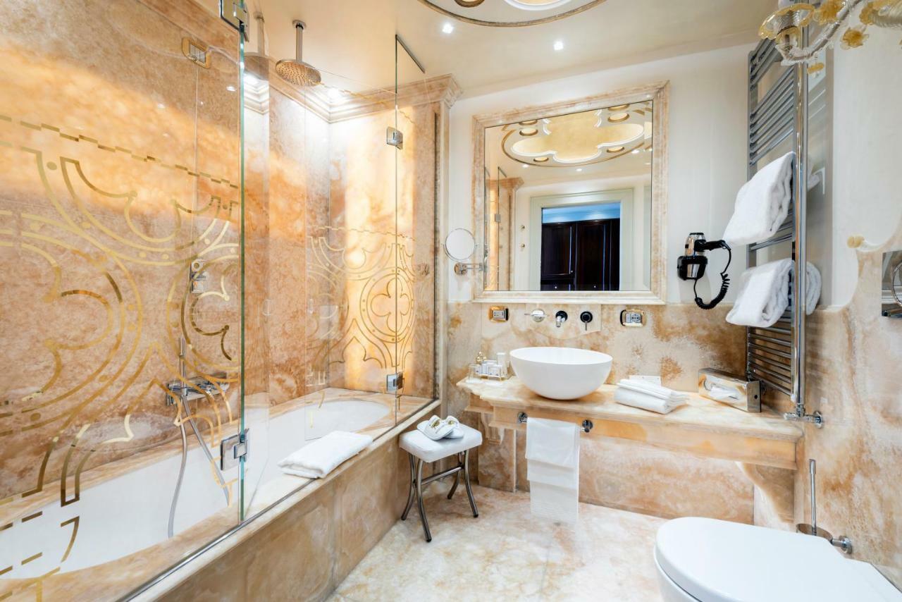 Chambre Double ou Lits Jumeaux de Luxe - Vue sur Grand Canal